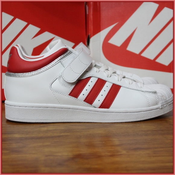 red and white shell top adidas